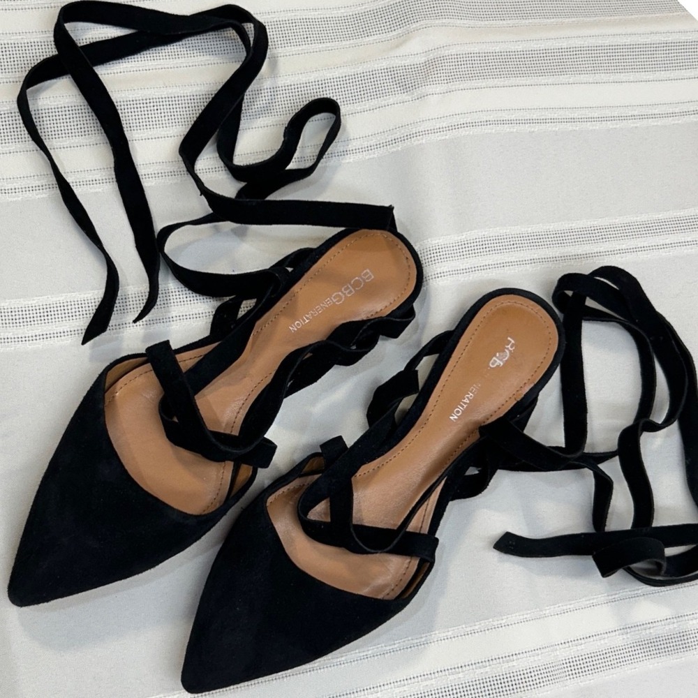 Modern BCBGeneration Black Suede Lace Up Pointed Toe Ankle Tie Ballet Flats 7B
